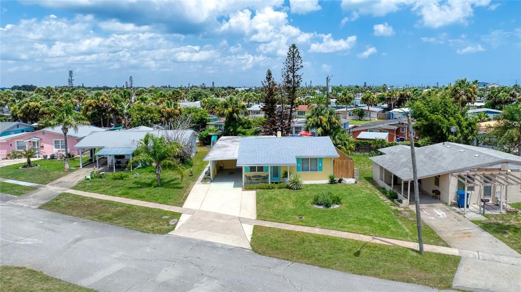 For Sale: $349,000 (3 beds, 2 baths, 1256 Square Feet)