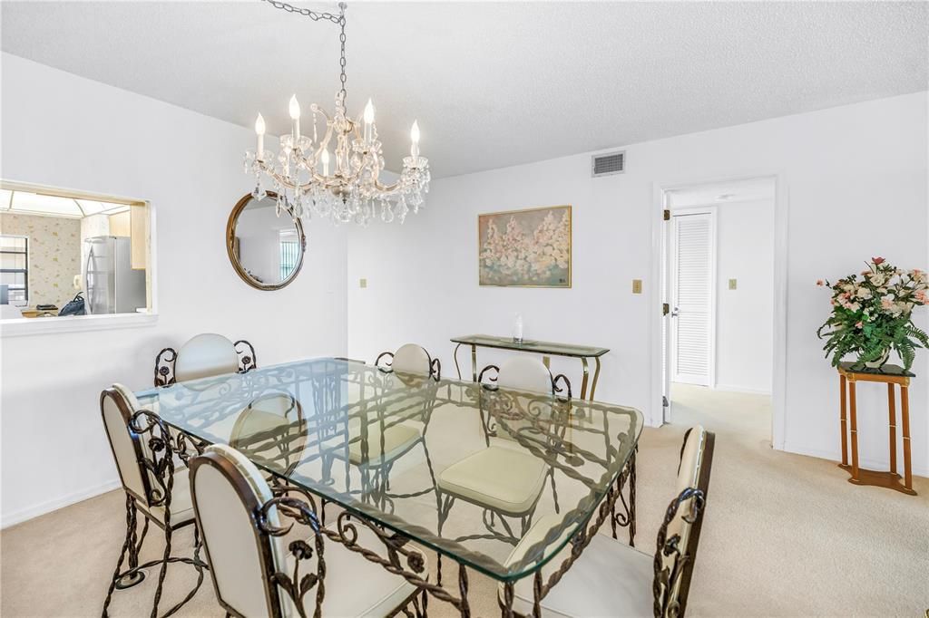 En Venta: $749,000 (2 camas, 2 baños, 1470 Pies cuadrados)