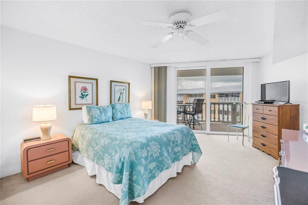 En Venta: $749,000 (2 camas, 2 baños, 1470 Pies cuadrados)