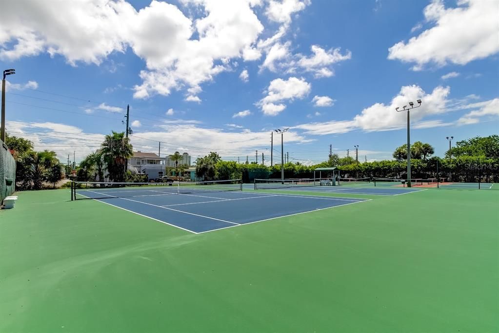 En Venta: $749,000 (2 camas, 2 baños, 1470 Pies cuadrados)