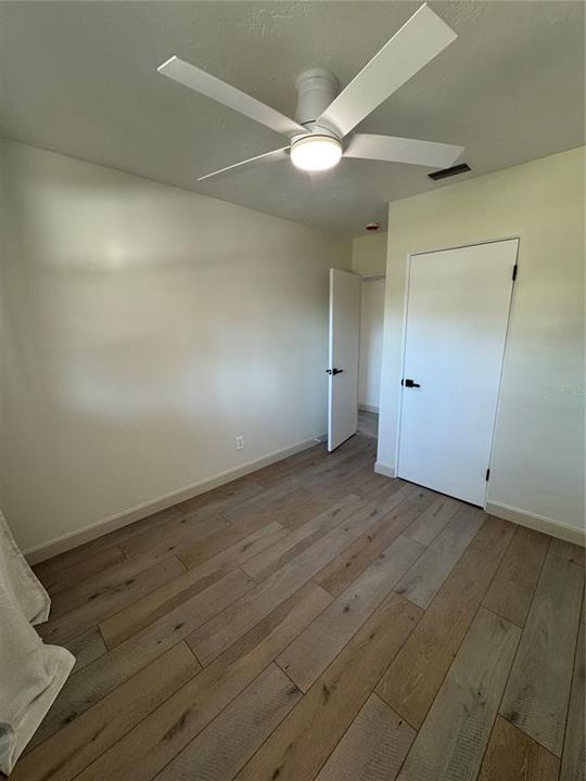 В аренду: $3,900 (4 спален, 2 ванн, 1690 Квадратных фут)
