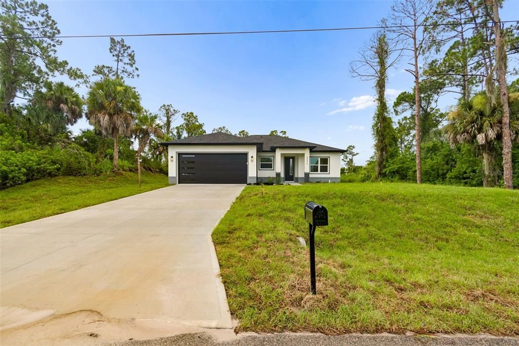 En Venta: $385,000 (3 camas, 2 baños, 1585 Pies cuadrados)