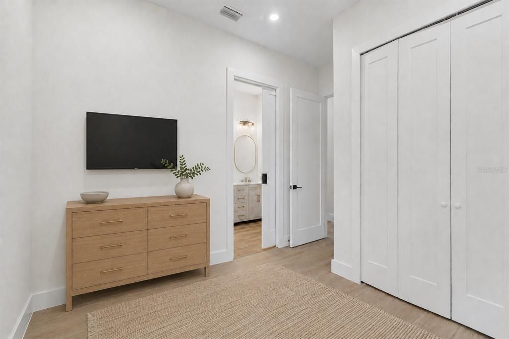 En Venta: $385,000 (3 camas, 2 baños, 1585 Pies cuadrados)
