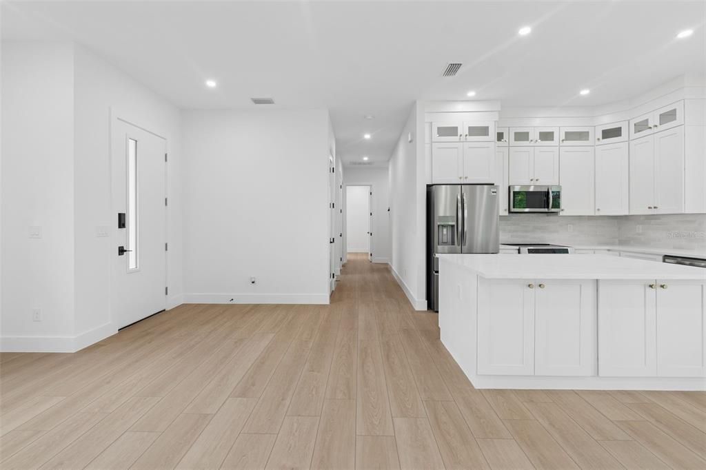 En Venta: $385,000 (3 camas, 2 baños, 1585 Pies cuadrados)