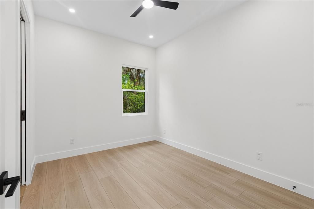 En Venta: $385,000 (3 camas, 2 baños, 1585 Pies cuadrados)