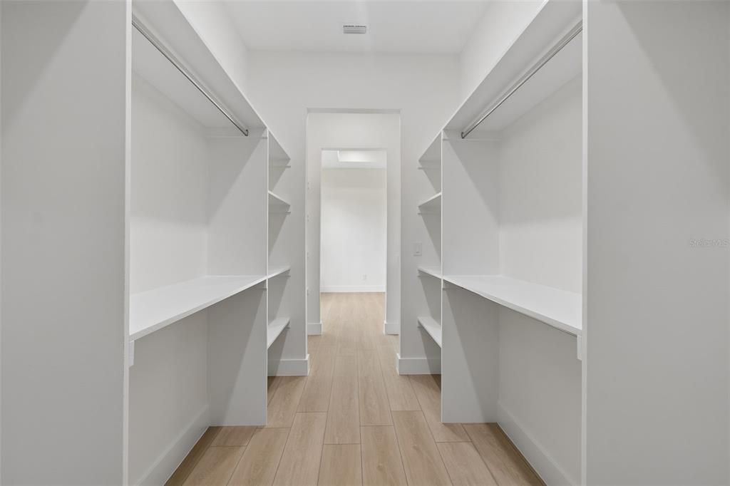 En Venta: $385,000 (3 camas, 2 baños, 1585 Pies cuadrados)