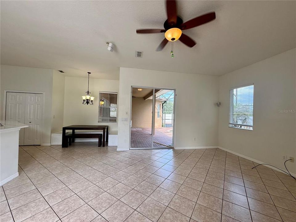 Active With Contract: $4,000 (5 beds, 3 baths, 3255 Square Feet)