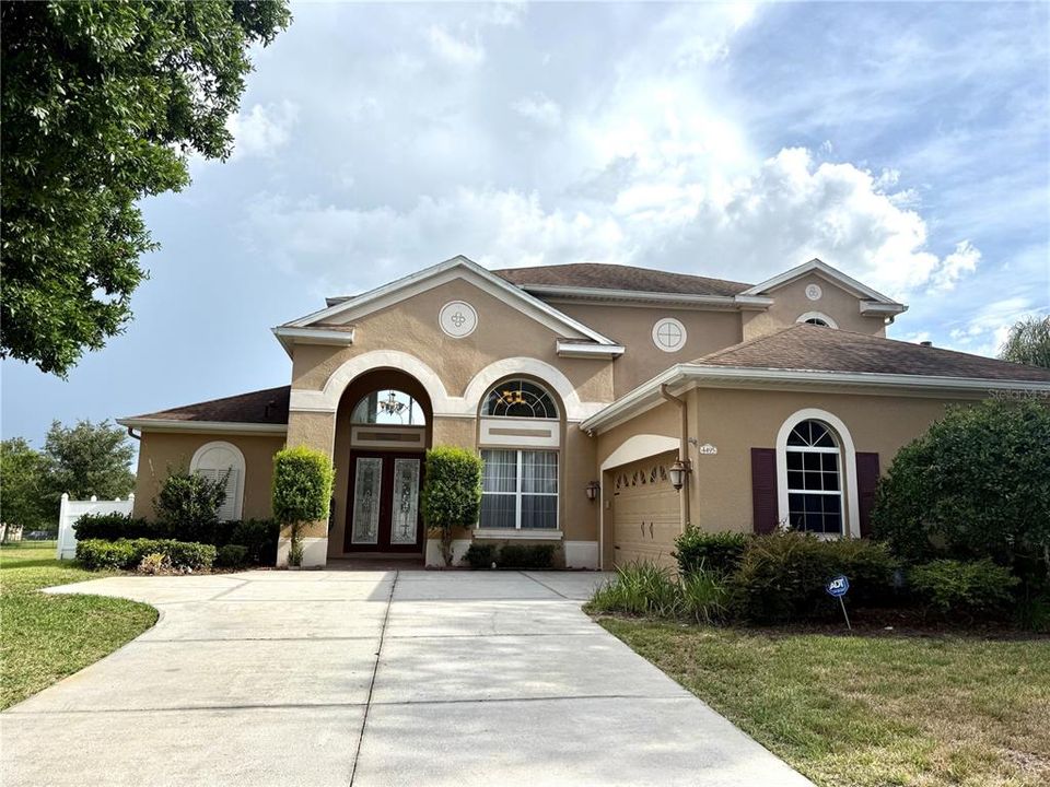 Active With Contract: $4,000 (5 beds, 3 baths, 3255 Square Feet)