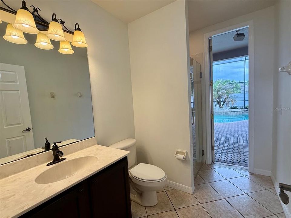 Active With Contract: $4,000 (5 beds, 3 baths, 3255 Square Feet)