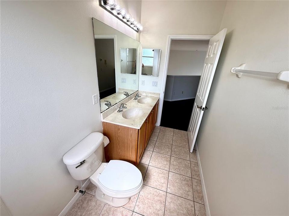 Active With Contract: $4,000 (5 beds, 3 baths, 3255 Square Feet)