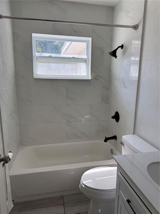 В аренду: $1,750 (3 спален, 1 ванн, 1100 Квадратных фут)