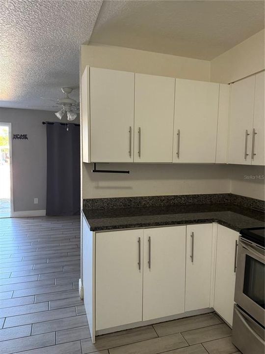 В аренду: $1,750 (3 спален, 1 ванн, 1100 Квадратных фут)
