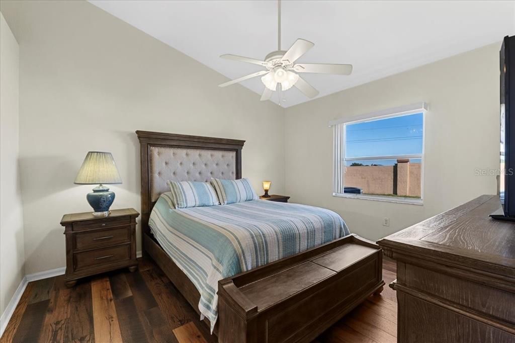 For Rent: $2,200 (2 beds, 2 baths, 1285 Square Feet)