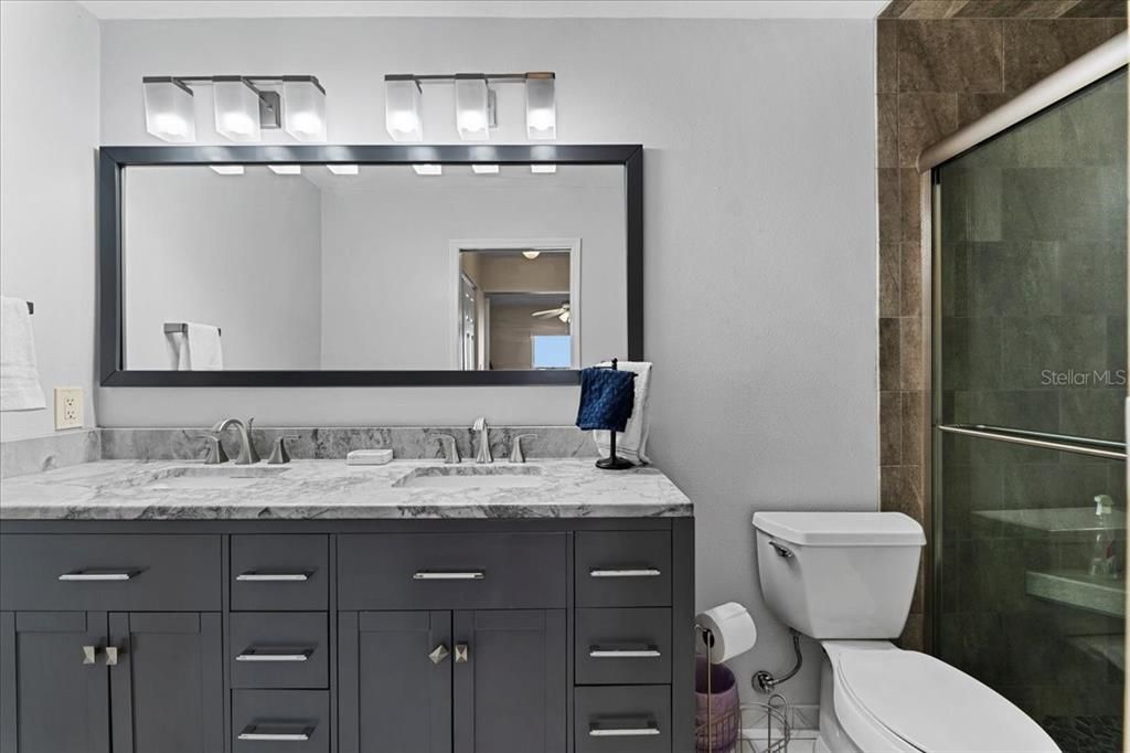 For Rent: $2,200 (2 beds, 2 baths, 1285 Square Feet)