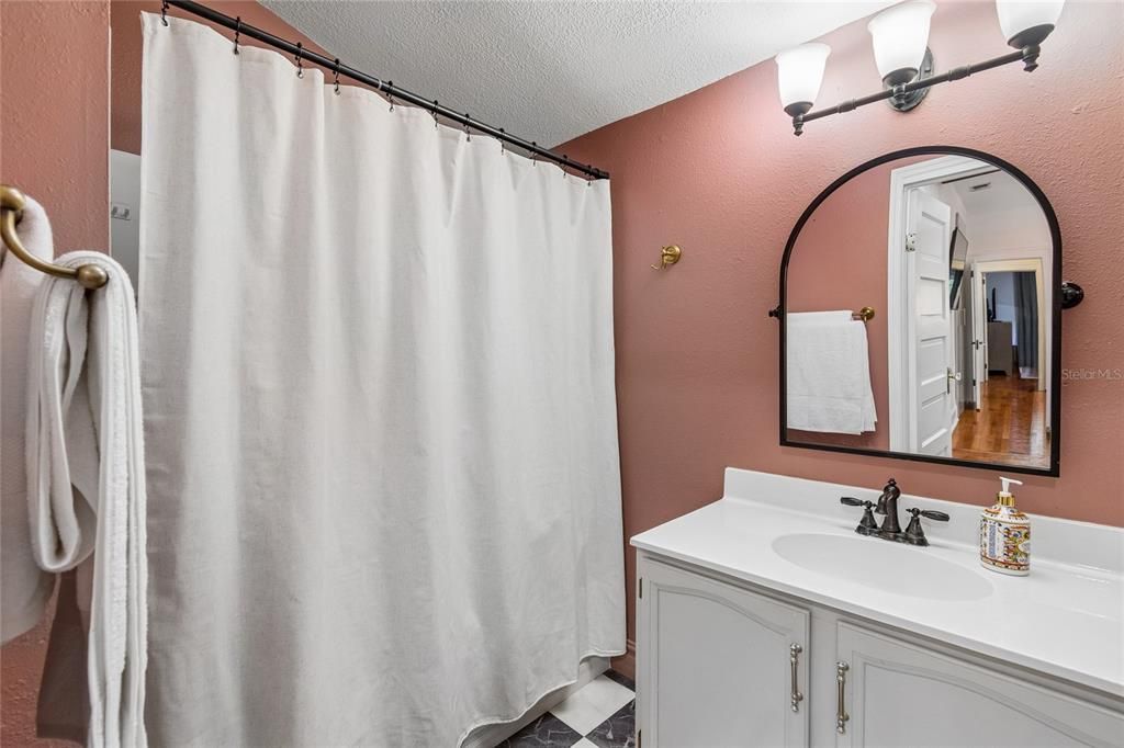 For Sale: $524,999 (2 beds, 2 baths, 1558 Square Feet)