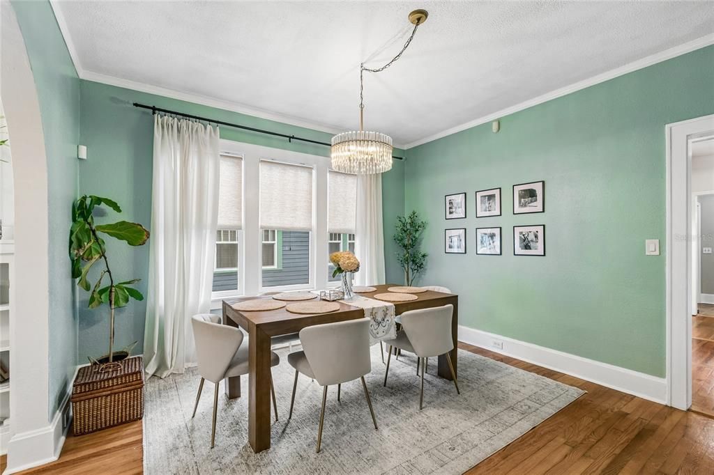 For Sale: $524,999 (2 beds, 2 baths, 1558 Square Feet)