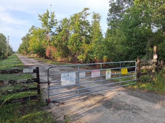 На продажу: $25,000 (2.51 acres)