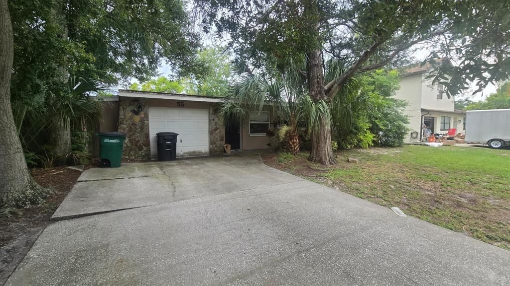 Activo con contrato: $227,000 (4 camas, 3 baños, 1706 Pies cuadrados)