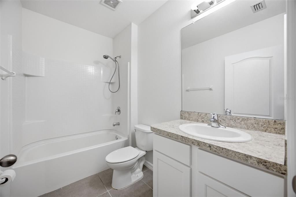 На продажу: $399,000 (4 спален, 2 ванн, 1846 Квадратных фут)