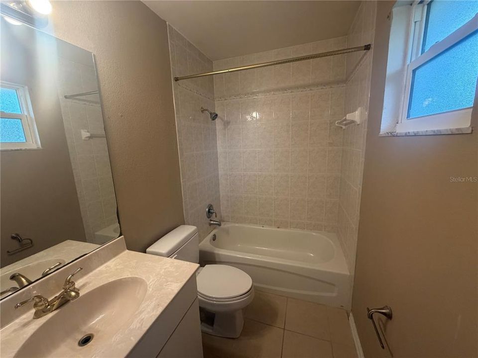 For Sale: $185,500 (3 beds, 2 baths, 1232 Square Feet)