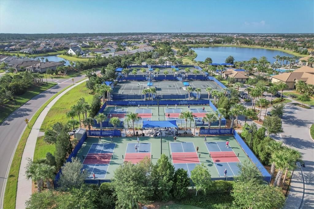 En Venta: $619,000 (2 camas, 2 baños, 1833 Pies cuadrados)