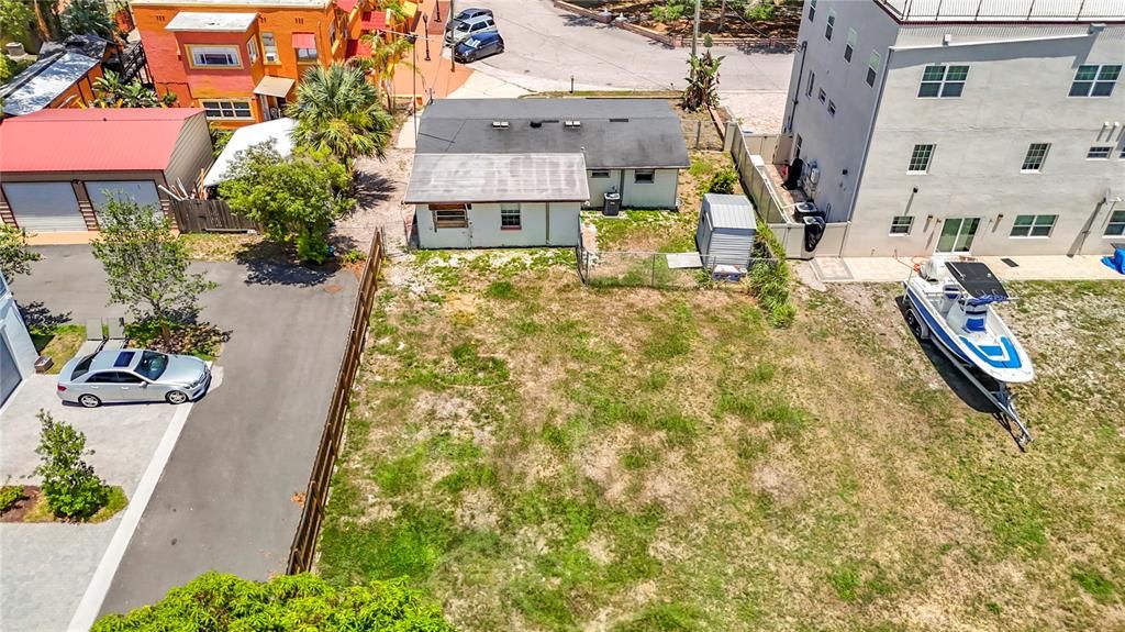 For Sale: $1,150,000 (0.22 acres)