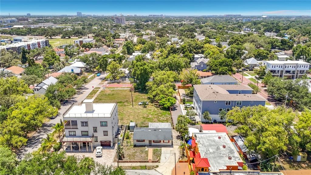 For Sale: $1,150,000 (0.22 acres)