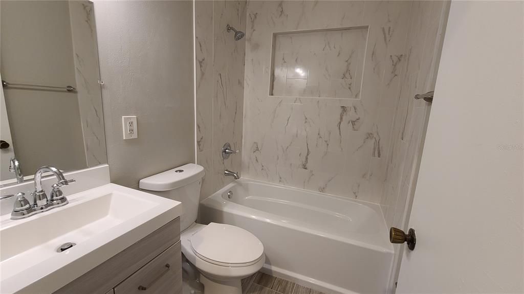 For Rent: $2,900 (4 beds, 2 baths, 1797 Square Feet)