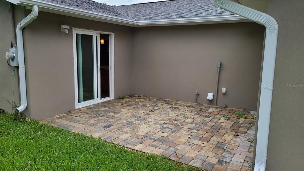 For Rent: $2,900 (4 beds, 2 baths, 1797 Square Feet)