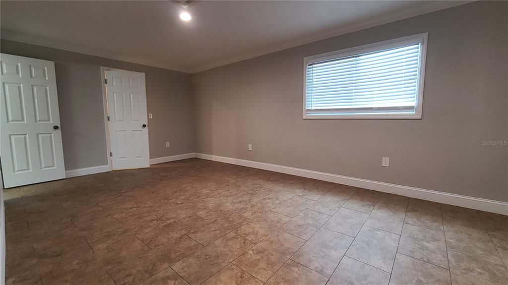 For Rent: $2,900 (4 beds, 2 baths, 1797 Square Feet)