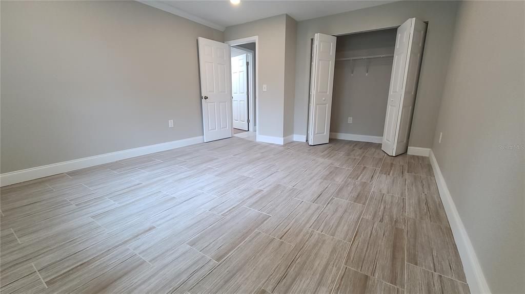 For Rent: $2,900 (4 beds, 2 baths, 1797 Square Feet)