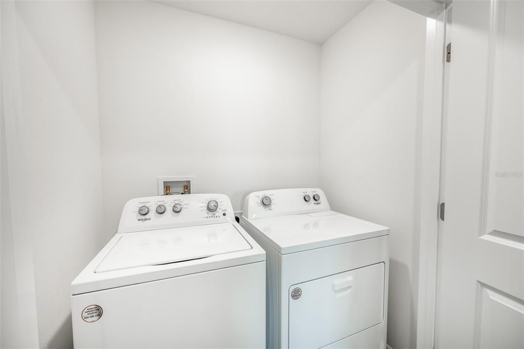 For Rent: $1,645 (3 beds, 2 baths, 1505 Square Feet)