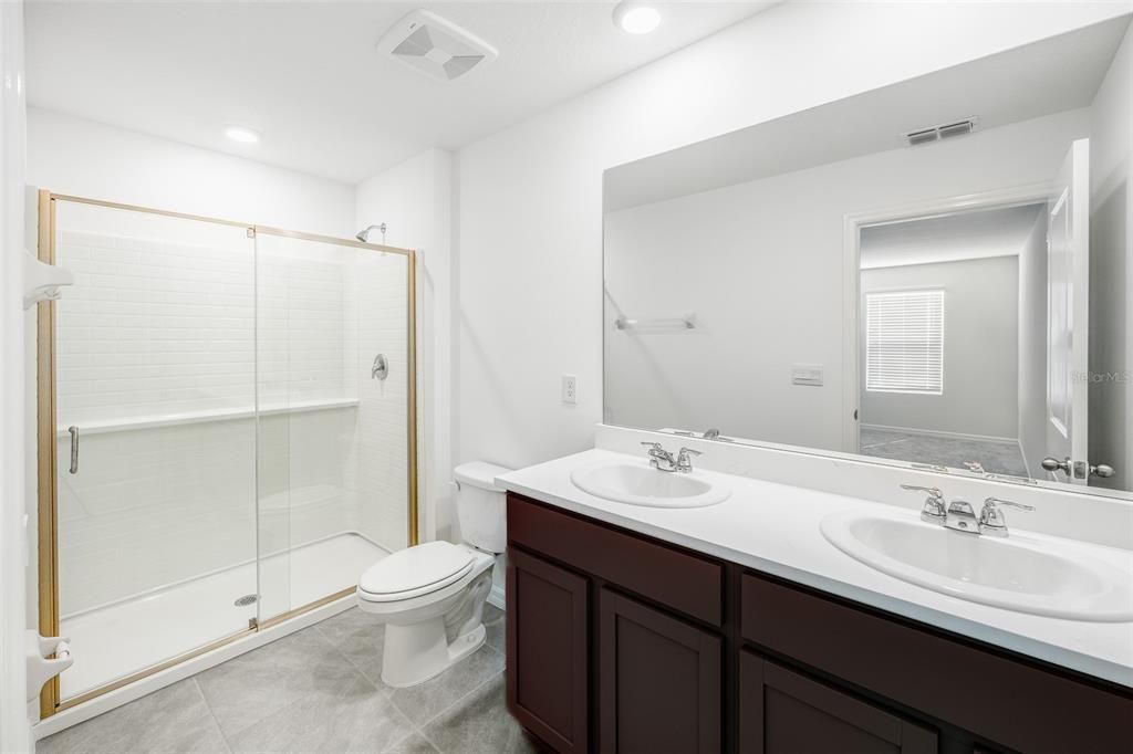 For Rent: $1,645 (3 beds, 2 baths, 1505 Square Feet)