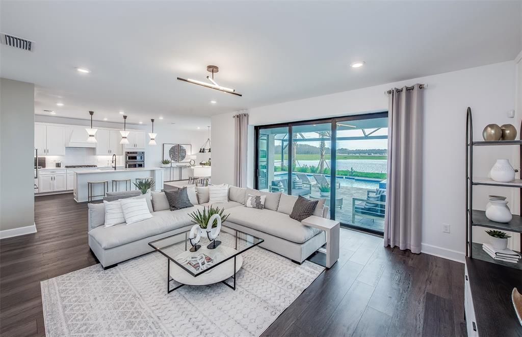 Active With Contract: $1,060,665 (5 beds, 4 baths, 3416 Square Feet)