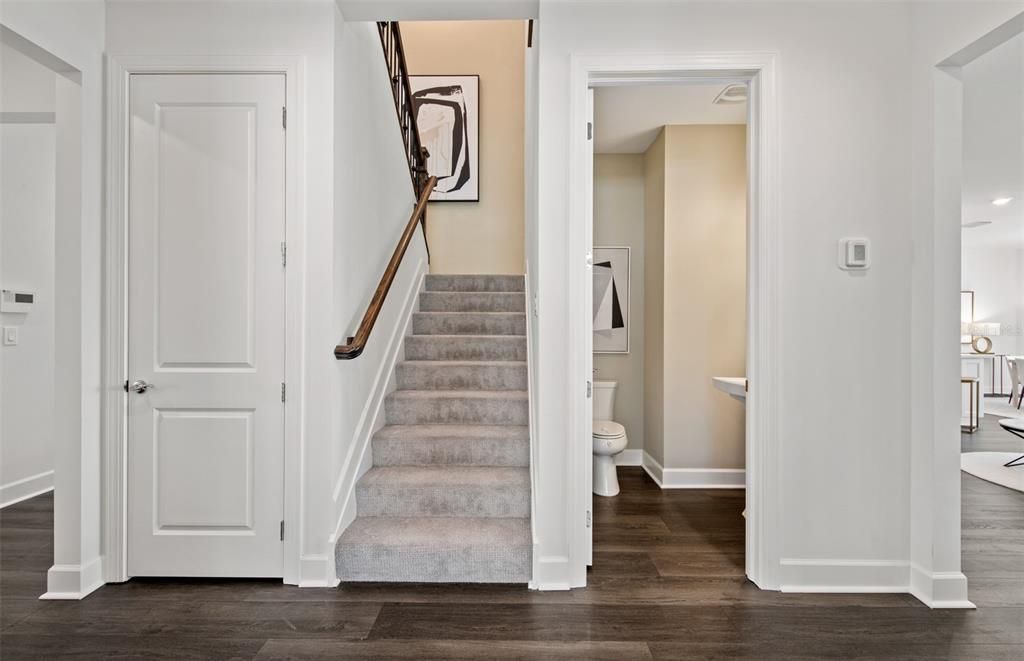 Active With Contract: $1,060,665 (5 beds, 4 baths, 3416 Square Feet)