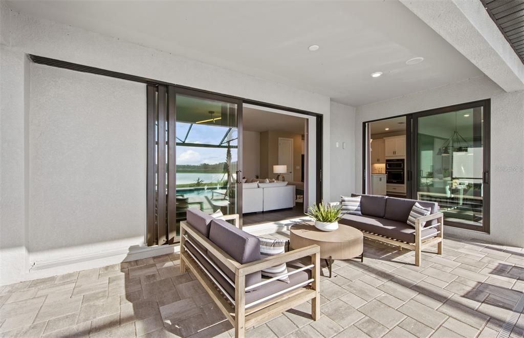 Active With Contract: $1,060,665 (5 beds, 4 baths, 3416 Square Feet)