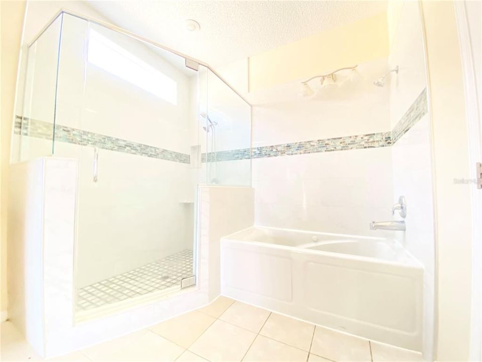 В аренду: $3,000 (4 спален, 2 ванн, 2537 Квадратных фут)