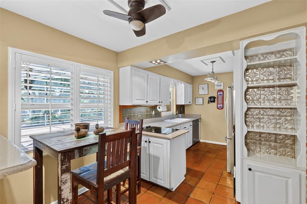 For Sale: $699,000 (3 beds, 2 baths, 1497 Square Feet)
