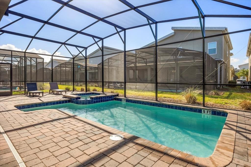En Venta: $989,000 (9 camas, 5 baños, 4289 Pies cuadrados)