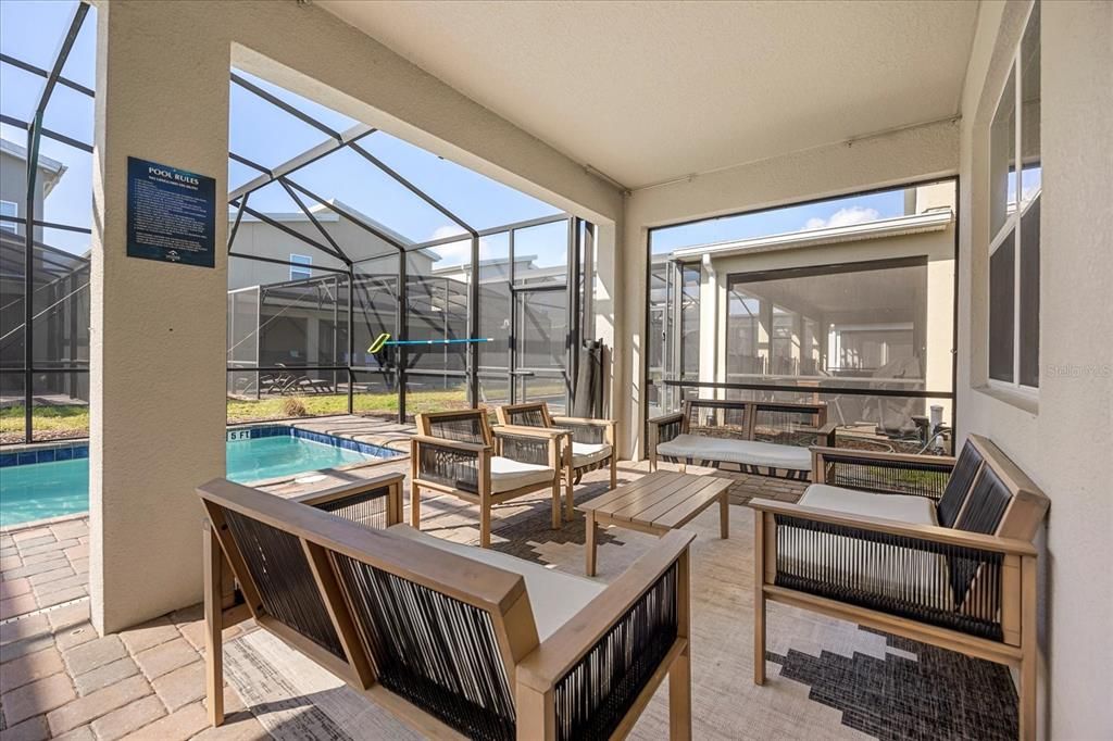 En Venta: $989,000 (9 camas, 5 baños, 4289 Pies cuadrados)