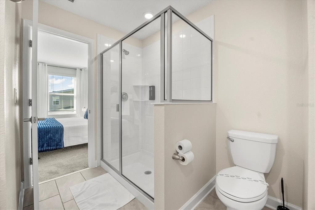 En Venta: $989,000 (9 camas, 5 baños, 4289 Pies cuadrados)