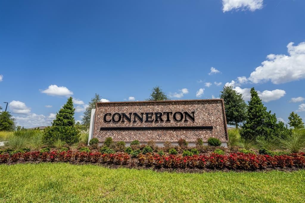 For Rent: $2,595 (4 beds, 2 baths, 1936 Square Feet)