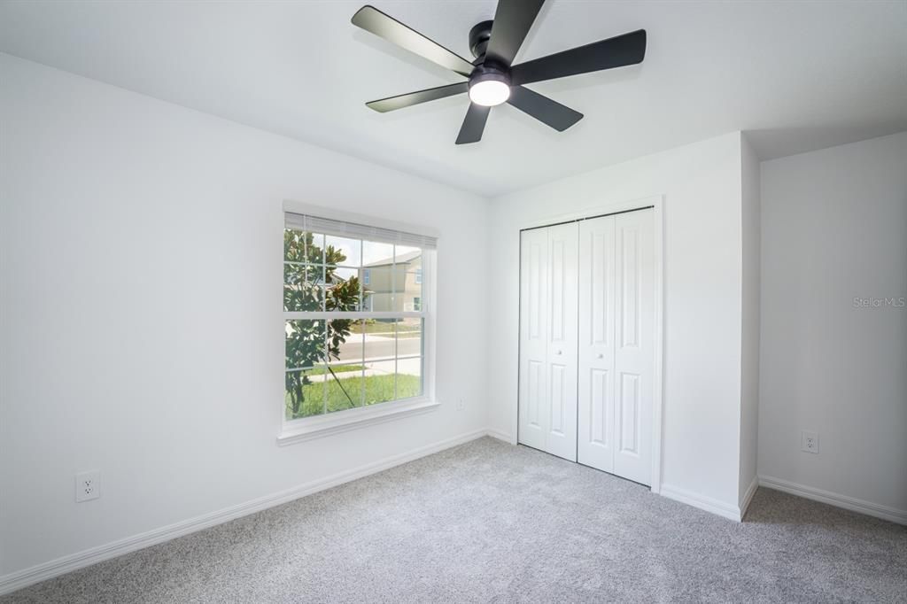 For Rent: $2,595 (4 beds, 2 baths, 1936 Square Feet)