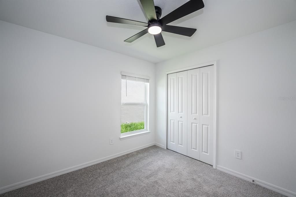 For Rent: $2,595 (4 beds, 2 baths, 1936 Square Feet)