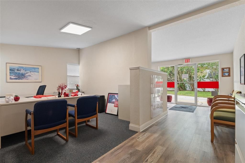 For Sale: $1,390,000 (0 beds, 0 baths, 1252 Square Feet)