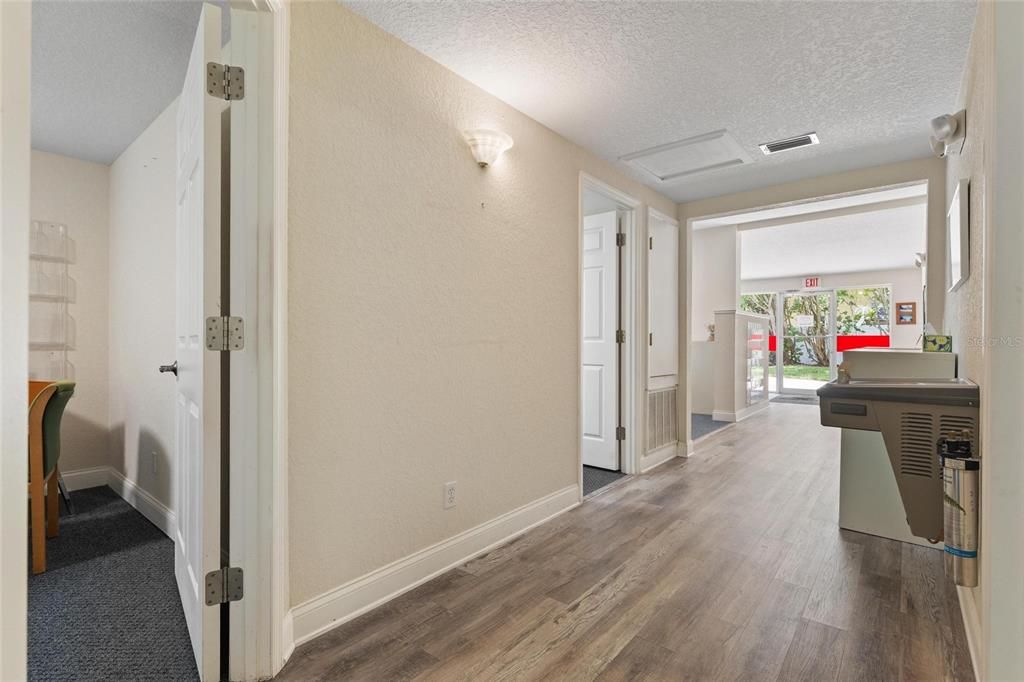 For Sale: $1,390,000 (0 beds, 0 baths, 1252 Square Feet)