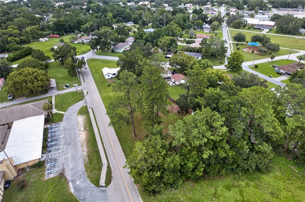 For Sale: $224,900 (2 beds, 1 baths, 932 Square Feet)