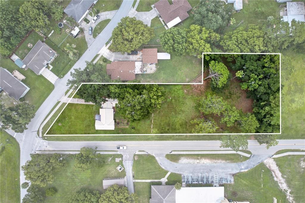 For Sale: $224,900 (2 beds, 1 baths, 932 Square Feet)