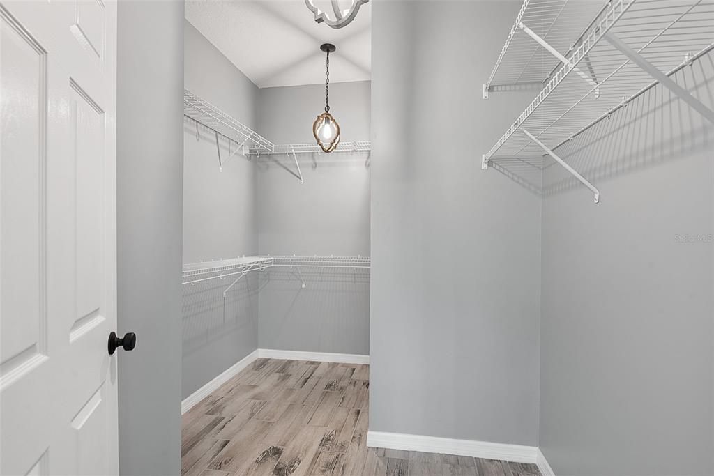 En Venta: $364,990 (3 camas, 2 baños, 1563 Pies cuadrados)