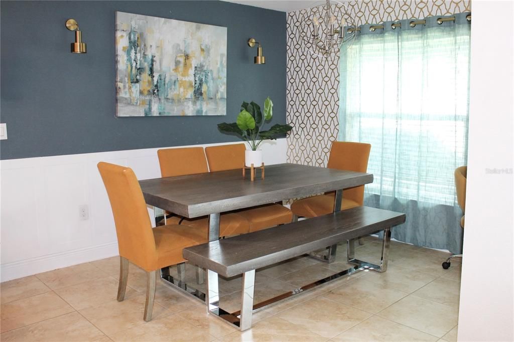 En Venta: $310,000 (3 camas, 2 baños, 1521 Pies cuadrados)